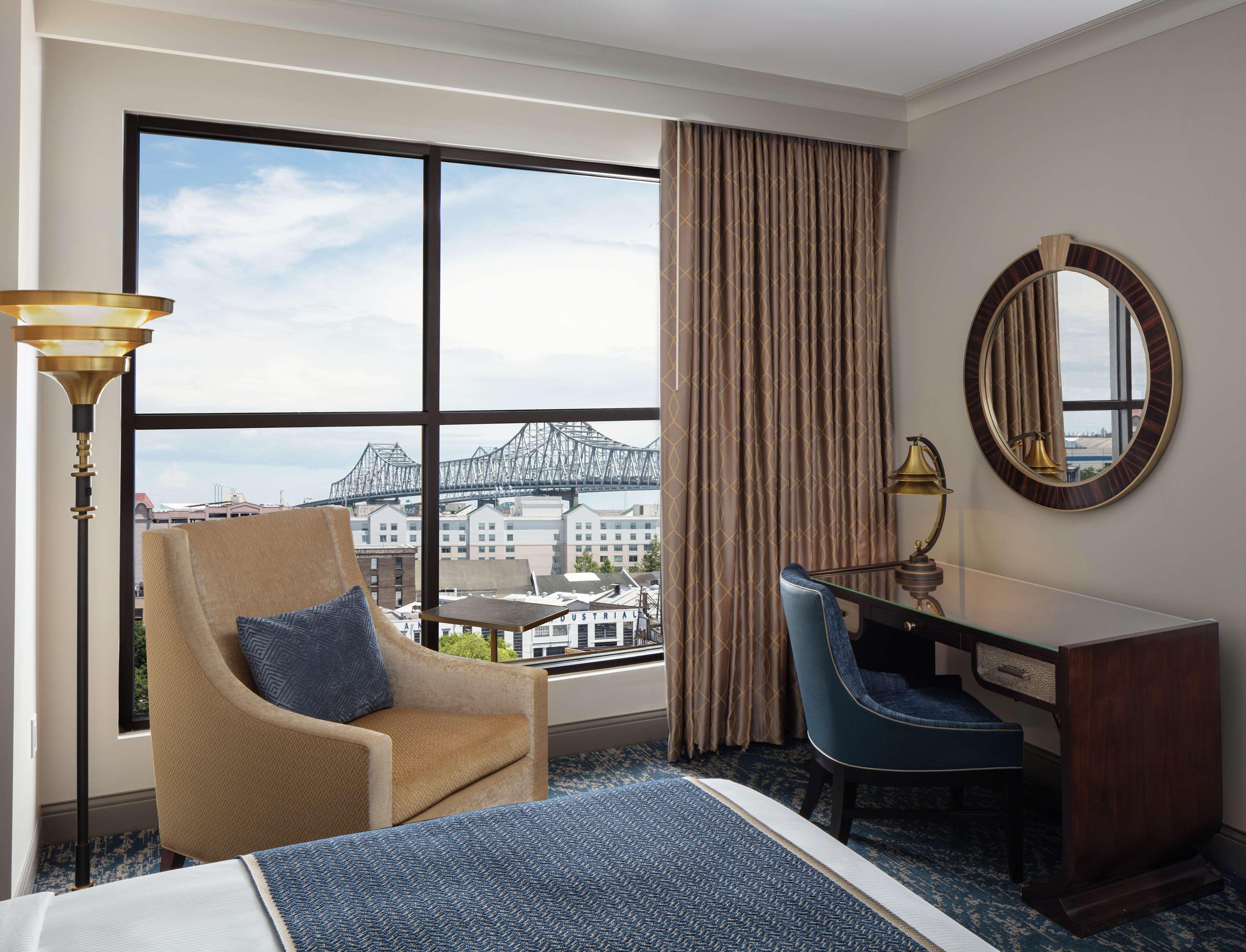 The Higgins Hotel New Orleans, Curio Collection By Hilton Екстер'єр фото