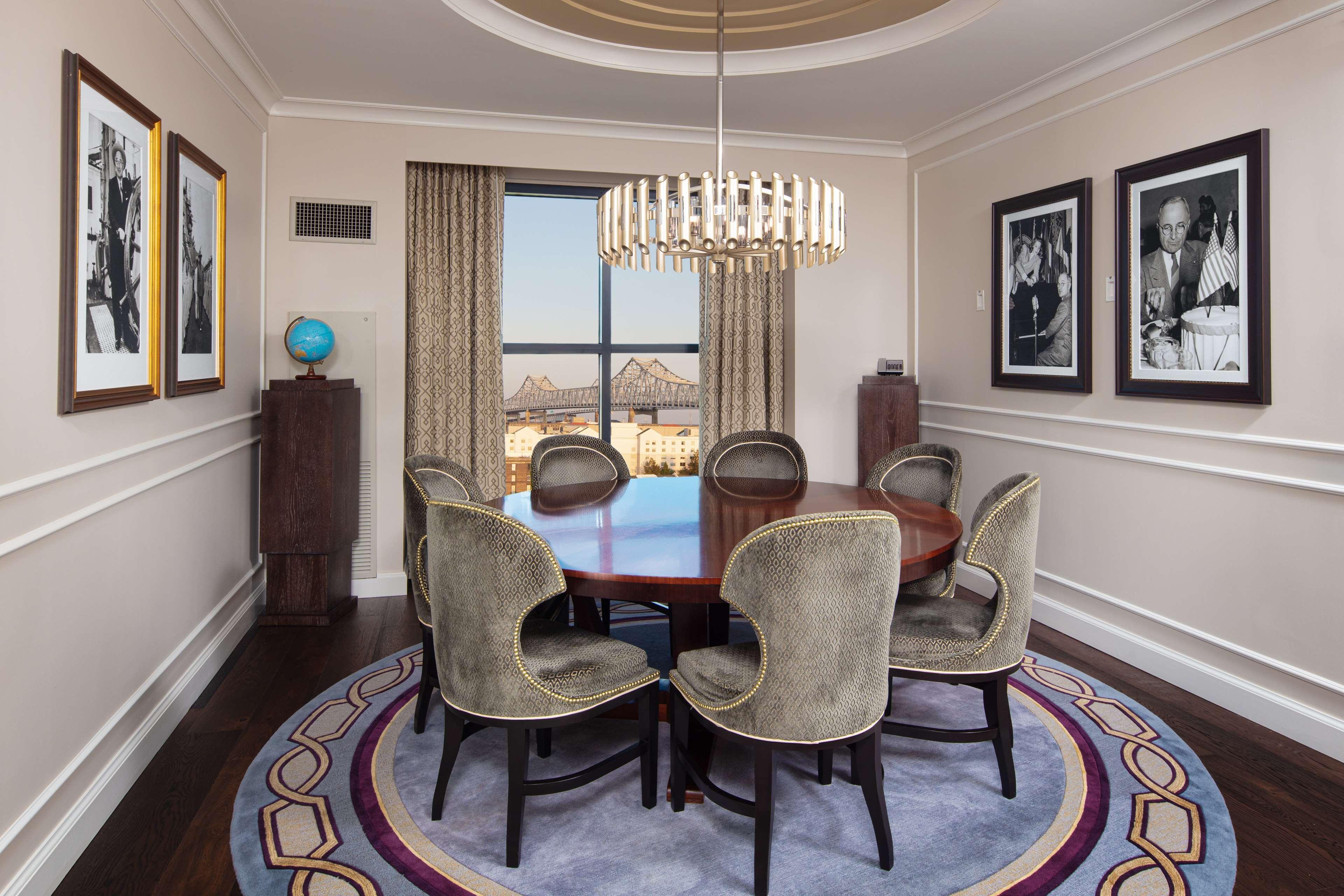 The Higgins Hotel New Orleans, Curio Collection By Hilton Екстер'єр фото