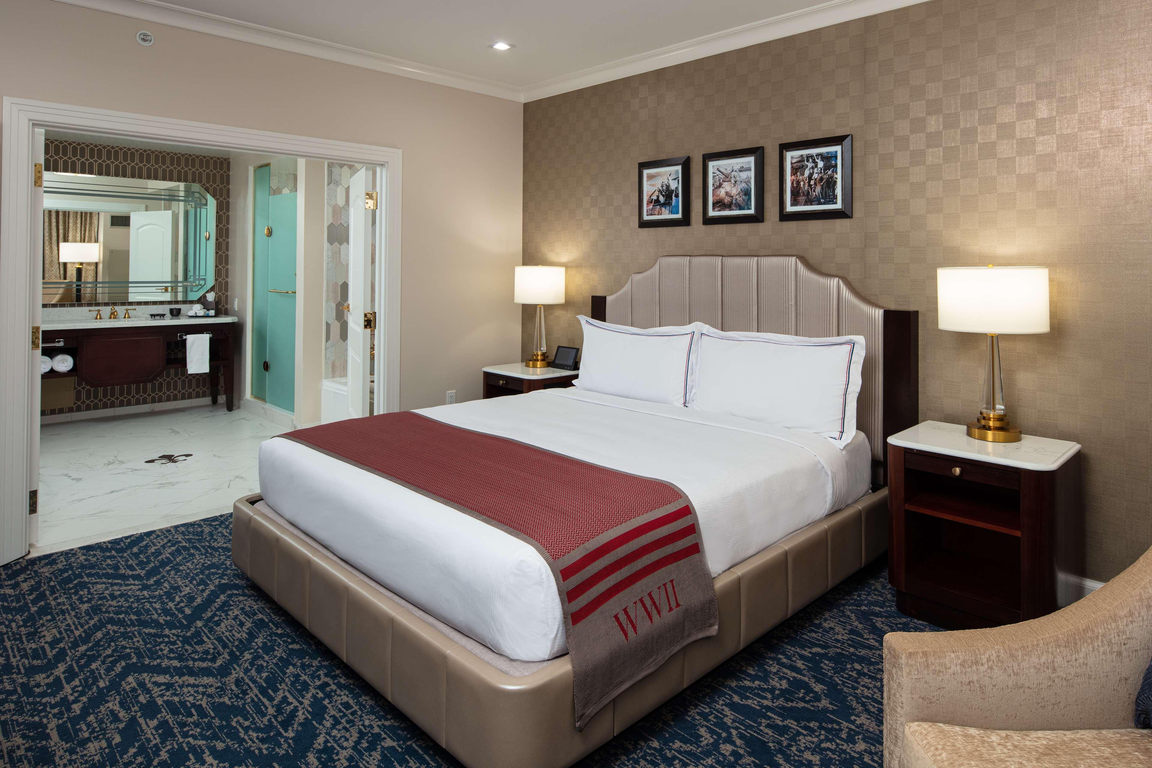 The Higgins Hotel New Orleans, Curio Collection By Hilton Екстер'єр фото