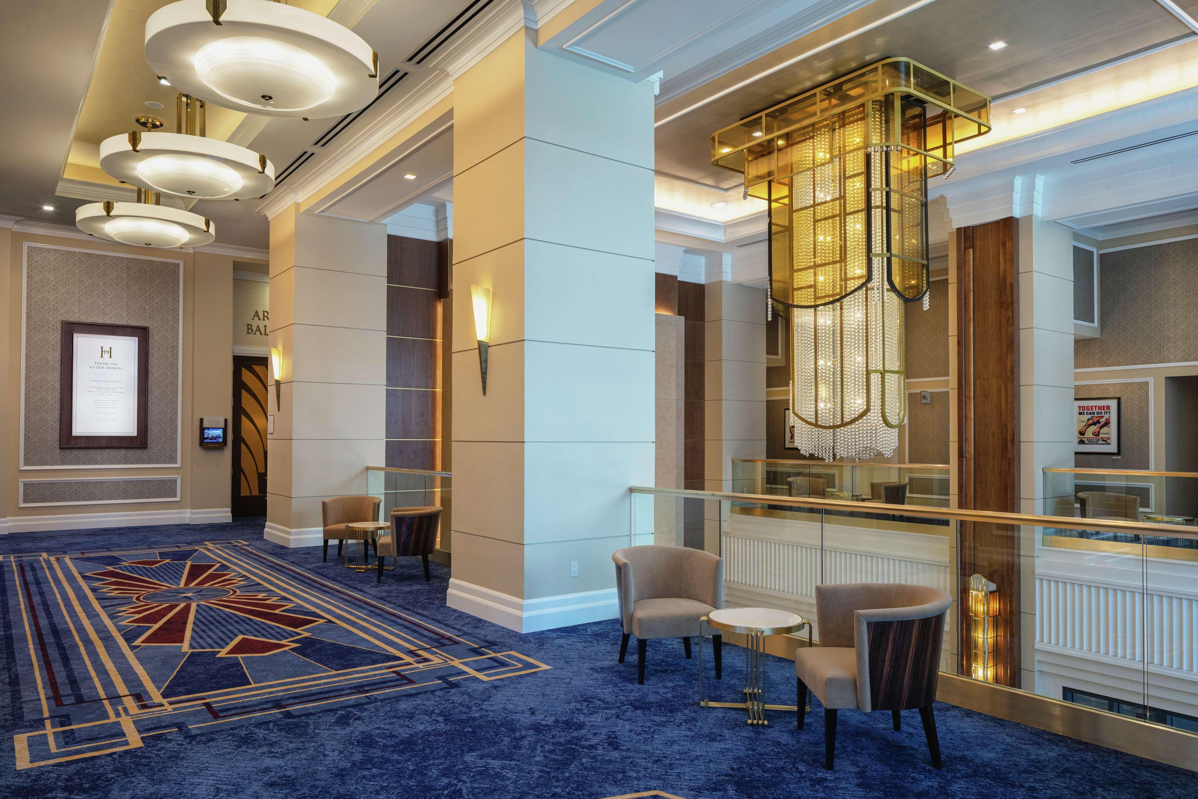 The Higgins Hotel New Orleans, Curio Collection By Hilton Екстер'єр фото