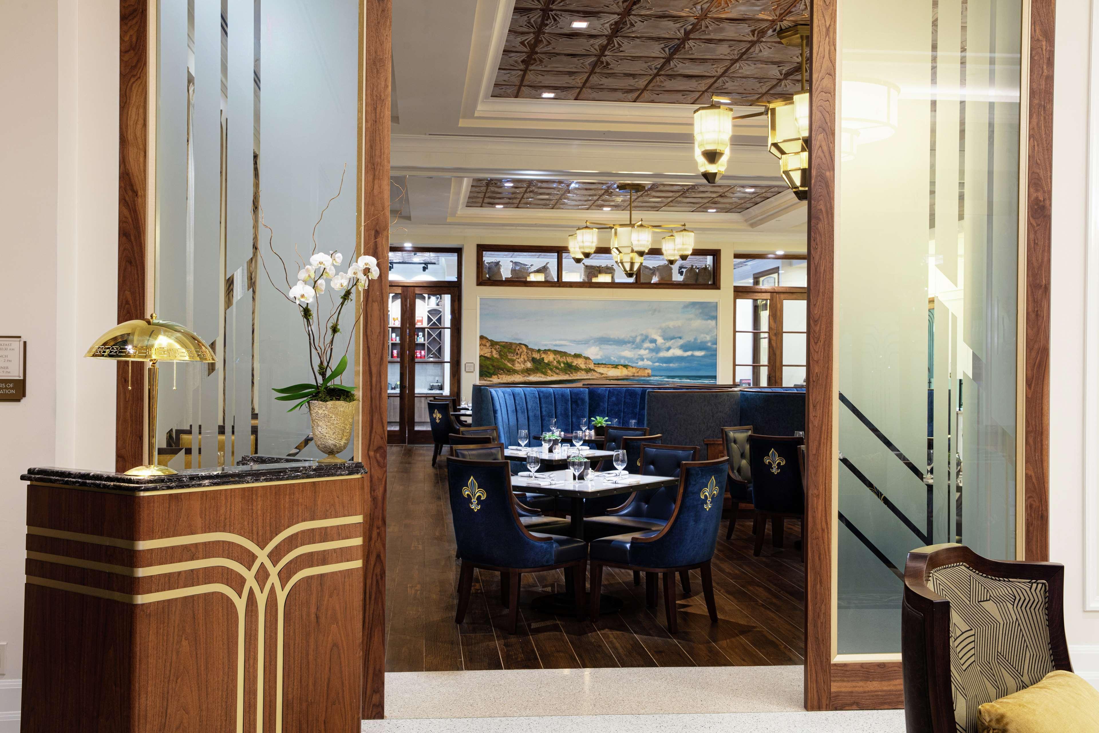 The Higgins Hotel New Orleans, Curio Collection By Hilton Екстер'єр фото