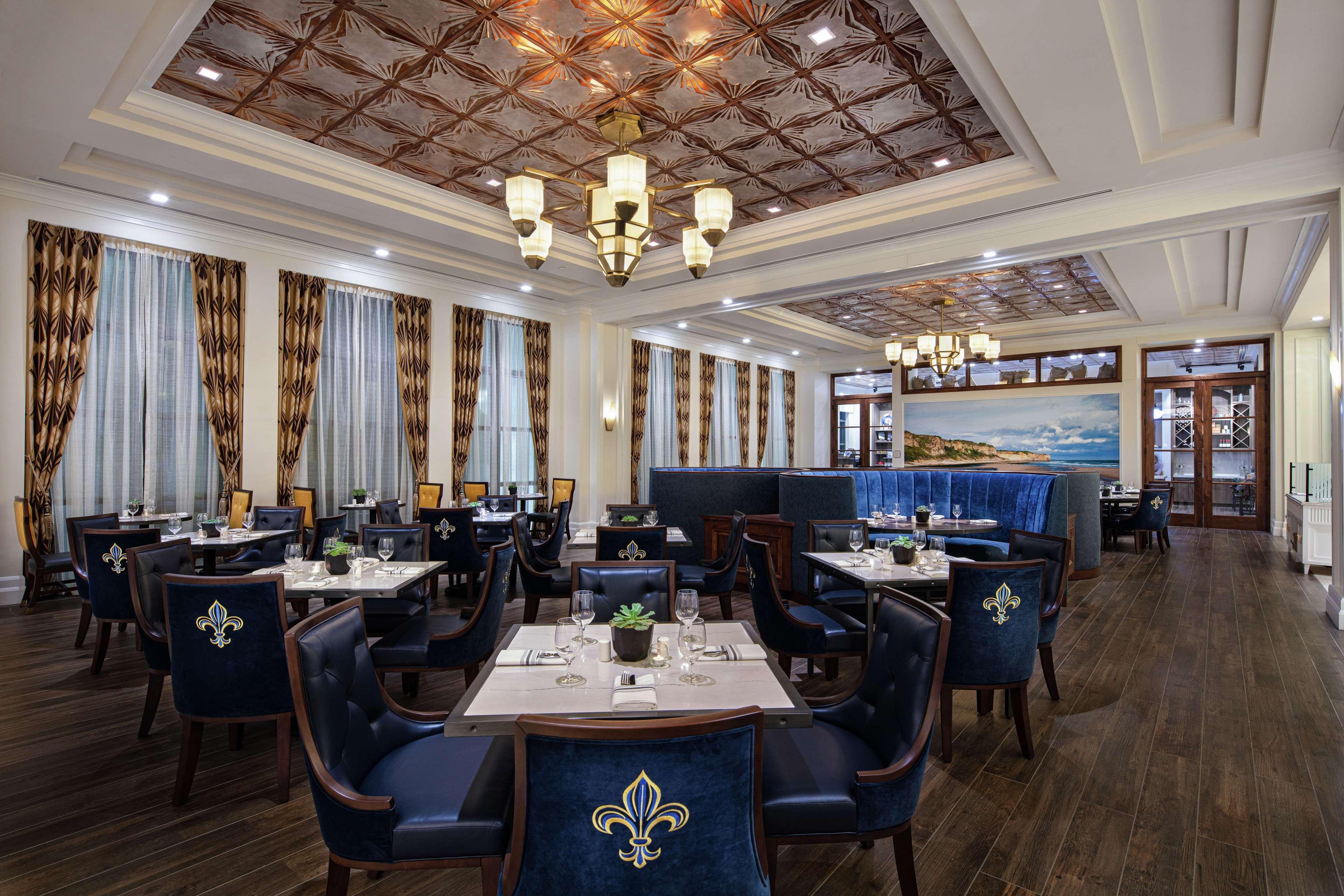 The Higgins Hotel New Orleans, Curio Collection By Hilton Екстер'єр фото