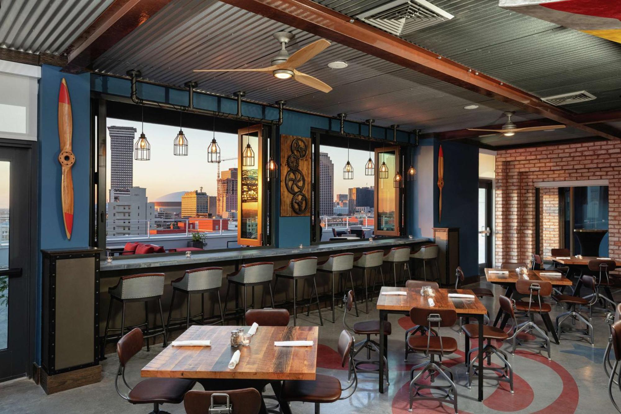 The Higgins Hotel New Orleans, Curio Collection By Hilton Екстер'єр фото