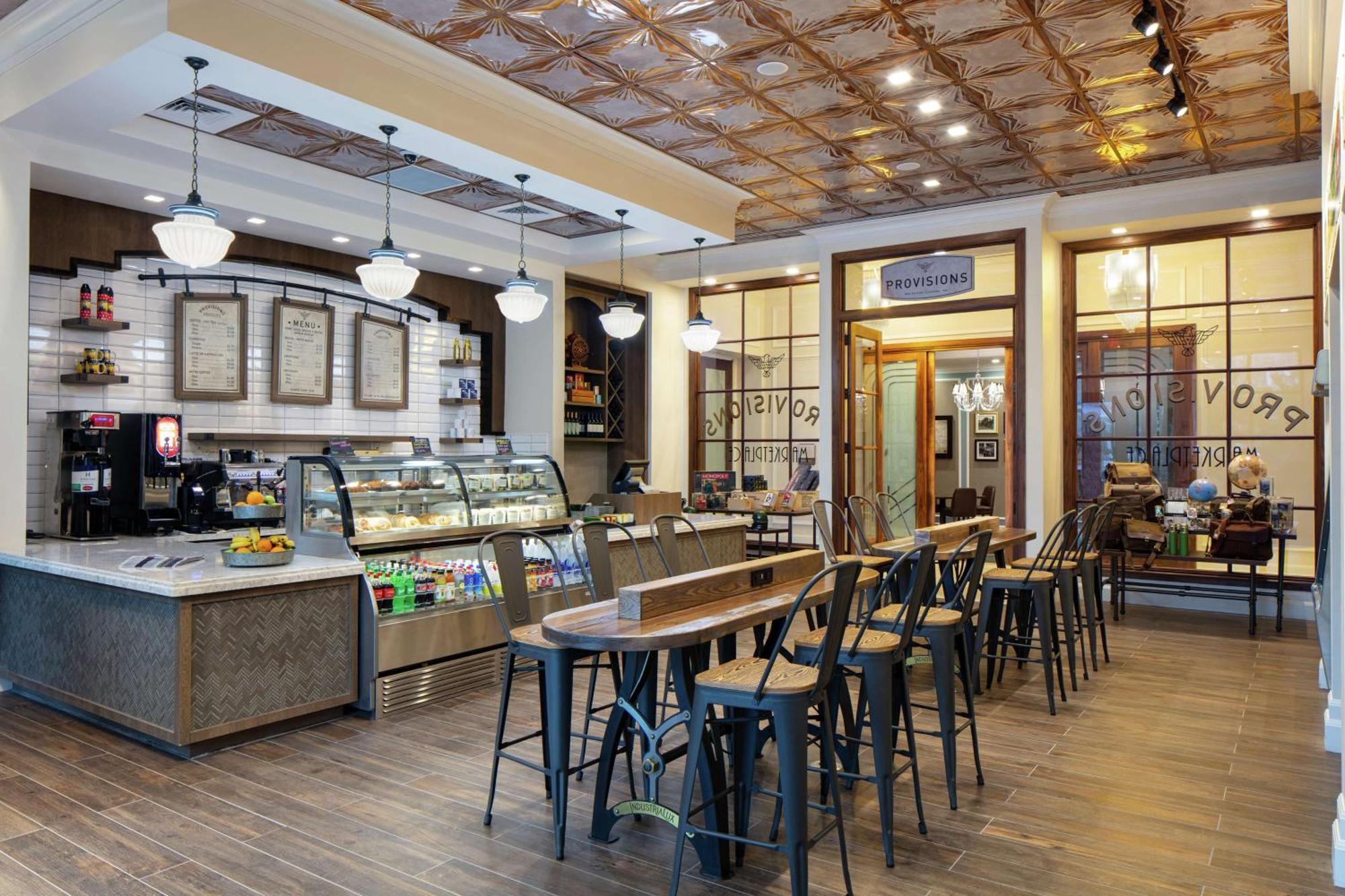The Higgins Hotel New Orleans, Curio Collection By Hilton Екстер'єр фото